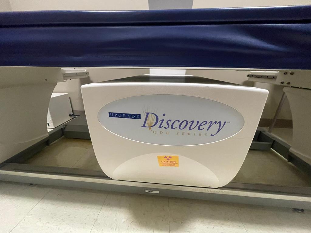2010 Hologic Discovery QDR, X-ray tube installed in 2013